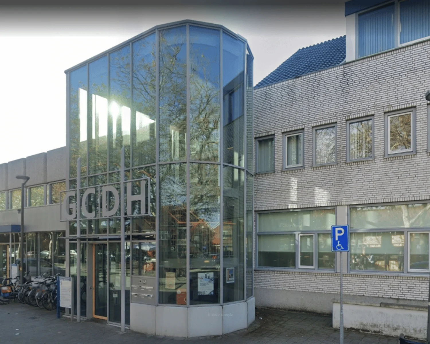 Voorkant Dentalways praktijk Den Hoorn